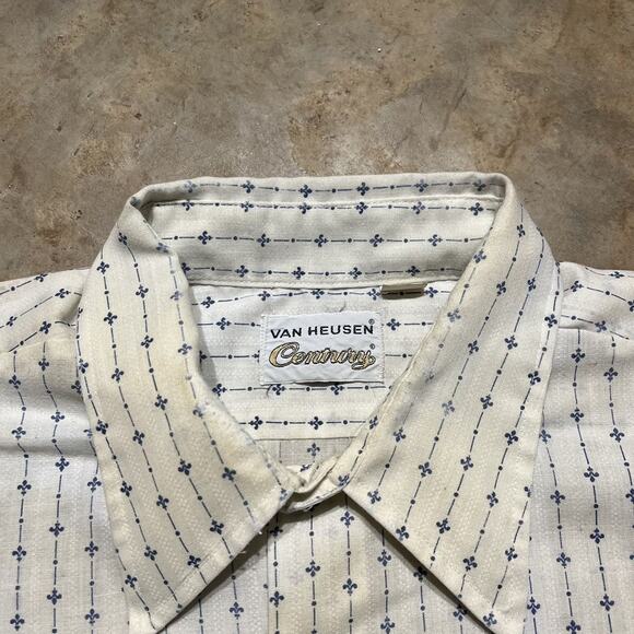 Vintage 60s Van Heusen White Pattern Button Up Shirt - Picture 3 of 3